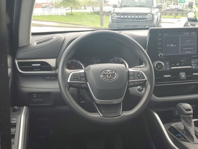 2022 Toyota Highlander L