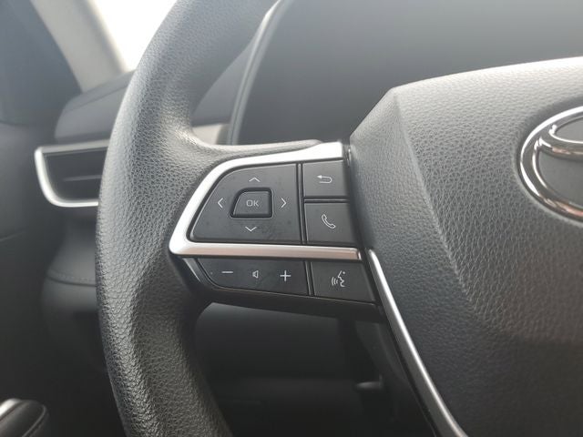 2022 Toyota Highlander L