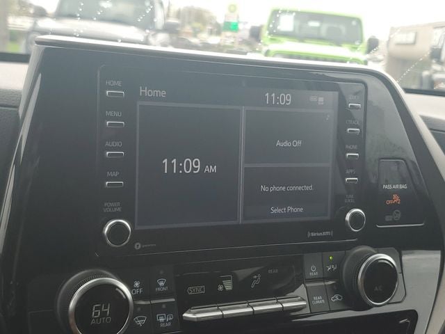 2022 Toyota Highlander L