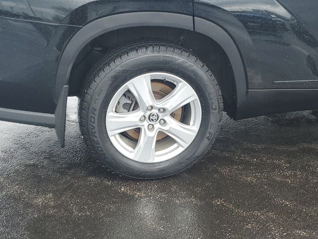 2022 Toyota Highlander L
