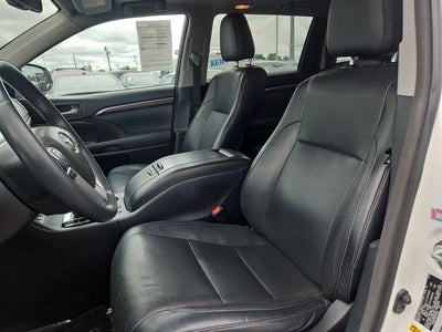 2016 Toyota Highlander Limited