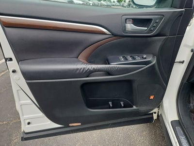 2016 Toyota Highlander Limited