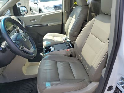 2017 Toyota Sienna XLE Premium 7 Passenger