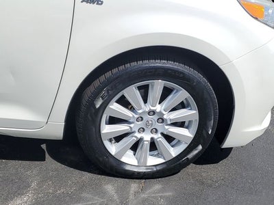 2017 Toyota Sienna XLE Premium 7 Passenger