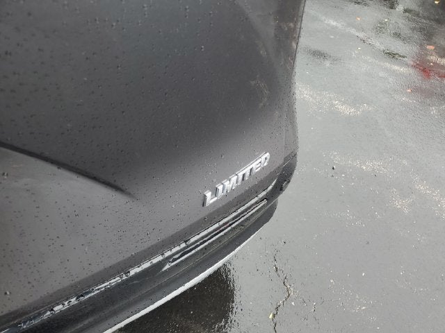 2025 Toyota Sienna Limited 7 Passenger