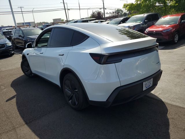 2026 Tesla Model Y Premium