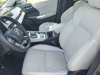 2022 Mitsubishi Outlander SEL