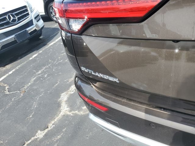 2022 Mitsubishi Outlander SEL