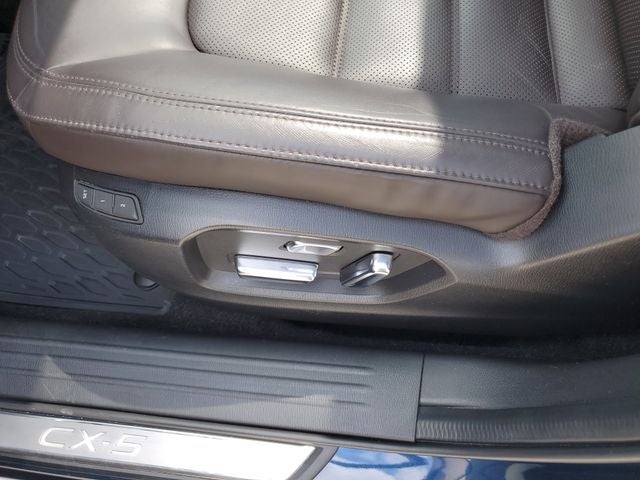 2019 Mazda Mazda CX-5 Signature