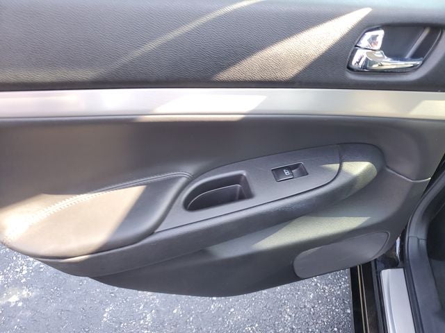 2013 INFINITI G37 X