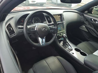 2022 INFINITI Q60 LUXE