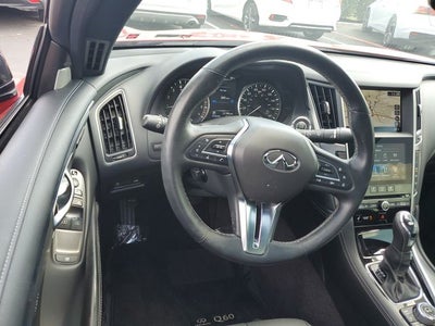 2022 INFINITI Q60 LUXE