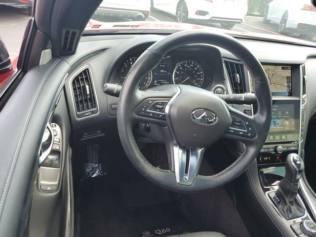 2022 INFINITI Q60 LUXE