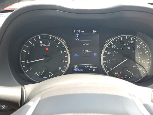 2022 INFINITI Q60 LUXE