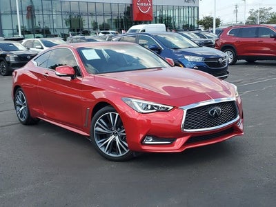 2022 INFINITI Q60 LUXE