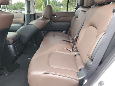 2023 INFINITI QX80 Premium Select