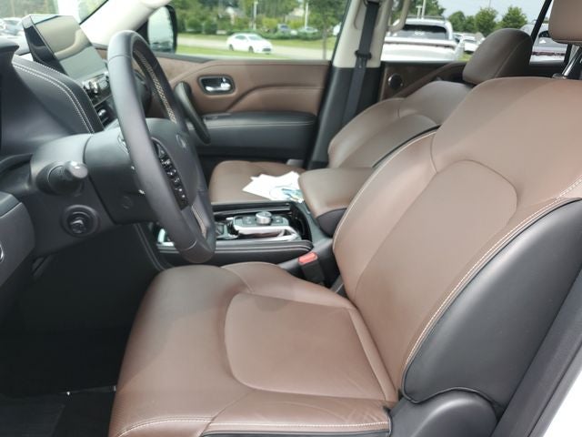 2023 INFINITI QX80 Premium Select
