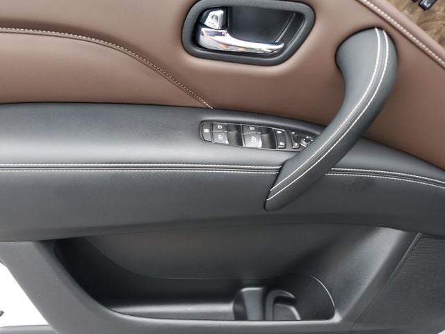 2023 INFINITI QX80 Premium Select