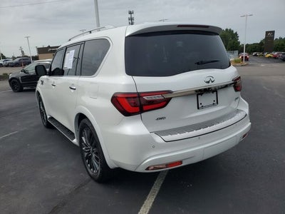 2023 INFINITI QX80 Premium Select