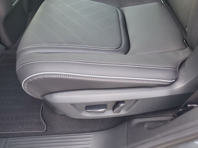 2027 INFINITI QX80 LUXE