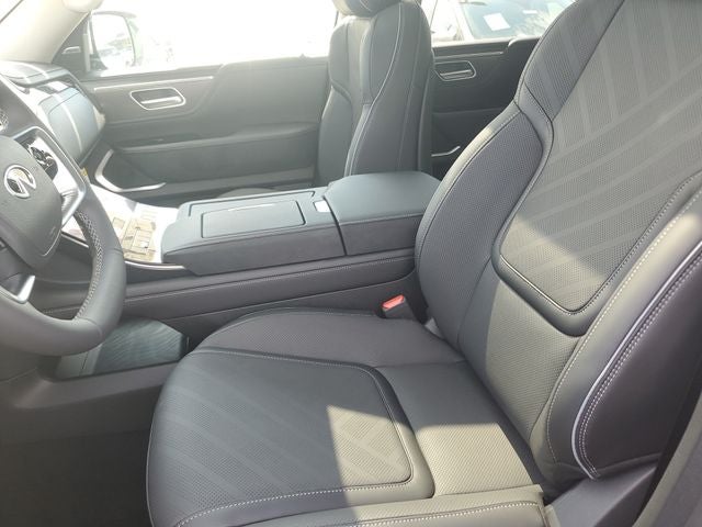 2027 INFINITI QX80 LUXE