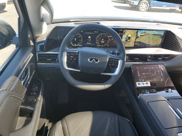 2027 INFINITI QX80 LUXE