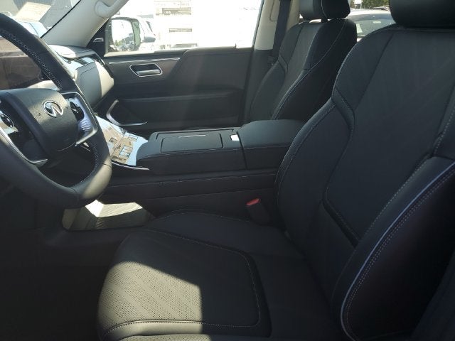 2027 INFINITI QX80 LUXE