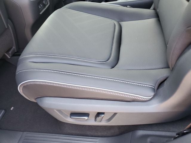 2027 INFINITI QX80 LUXE