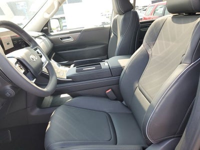 2027 INFINITI QX80 LUXE