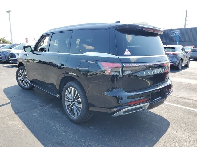 2027 INFINITI QX80 LUXE