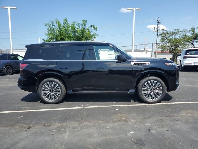 2027 INFINITI QX80 LUXE