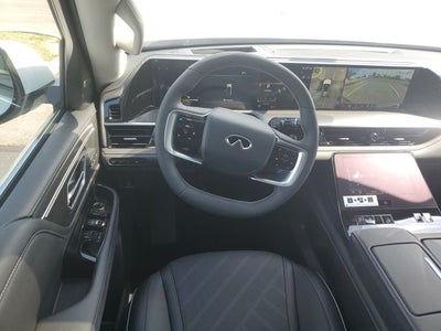 2027 INFINITI QX80 LUXE
