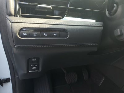 2027 INFINITI QX80 LUXE