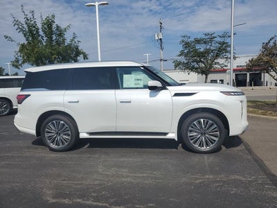 2027 INFINITI QX80 LUXE