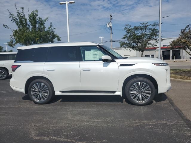 2027 INFINITI QX80 LUXE