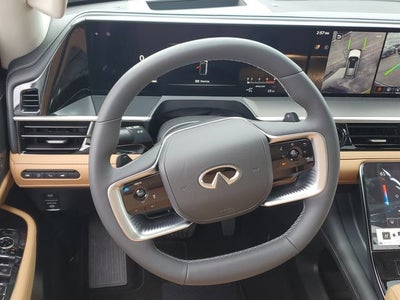 2026 INFINITI QX80 LUXE