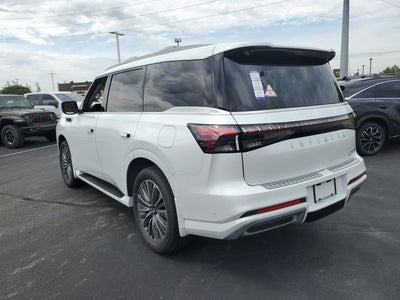2026 INFINITI QX80 LUXE