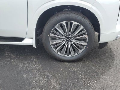 2026 INFINITI QX80 LUXE