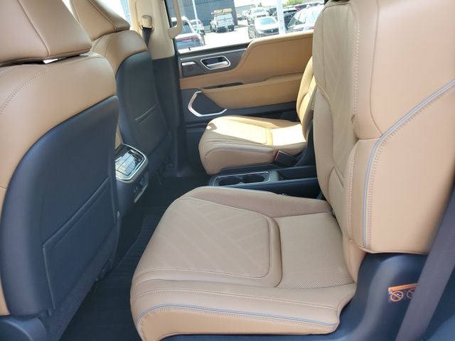 2027 INFINITI QX80 LUXE