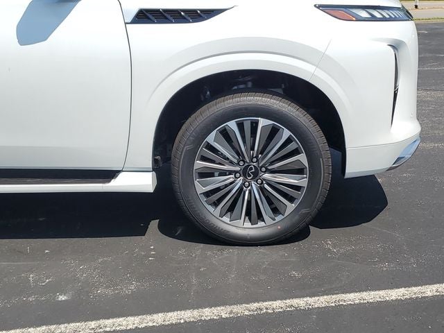 2027 INFINITI QX80 LUXE