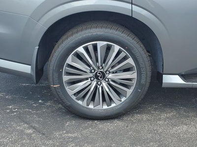 2027 INFINITI QX80 LUXE