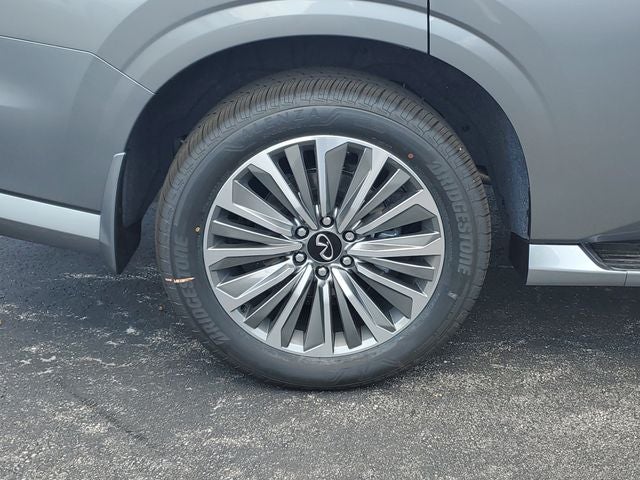 2027 INFINITI QX80 LUXE