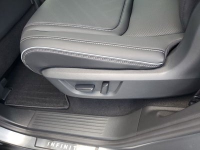 2027 INFINITI QX80 LUXE