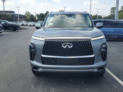 2027 INFINITI QX80 LUXE