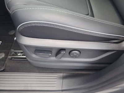 2027 INFINITI QX80 LUXE