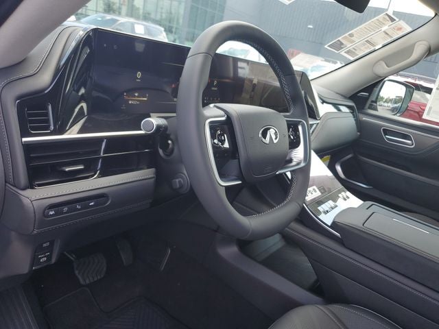 2027 INFINITI QX80 LUXE