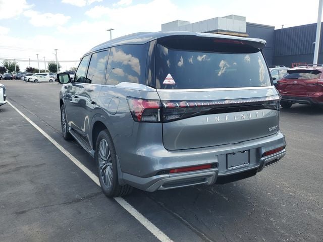 2027 INFINITI QX80 LUXE