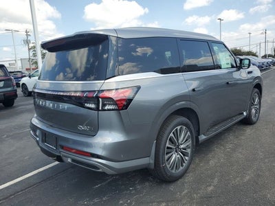 2027 INFINITI QX80 LUXE
