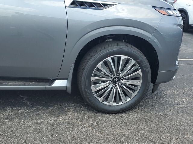 2027 INFINITI QX80 LUXE