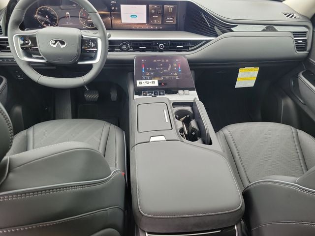 2026 INFINITI QX80 LUXE